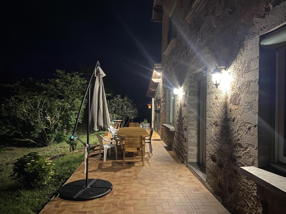 Chambres Et Table D'Hotes Le Pontet Arthes Luaran gambar