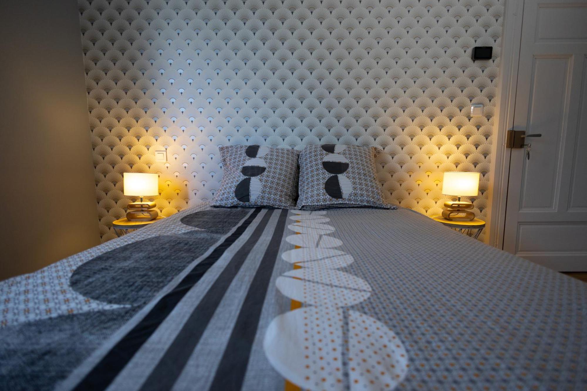 Chambres Et Table D'Hotes Le Pontet Arthes Luaran gambar